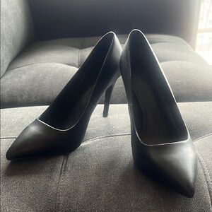 Elegant Black Stiletto Heels